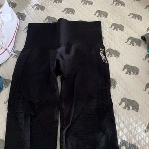 crop black leggings